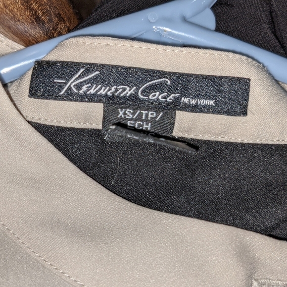 Sleeveless blouse - Kenneth Cole - Picture 3 of 3